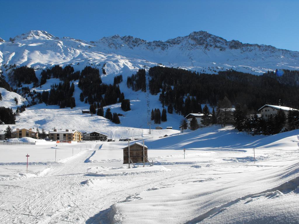 Hotel Staetzerhorn Parpan Eksteriør bilde